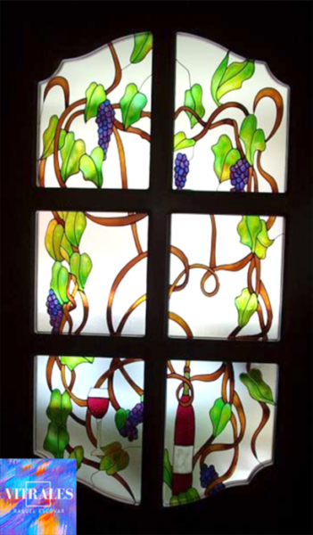 Ventana vitral pintadp puerta cocina uvas copia